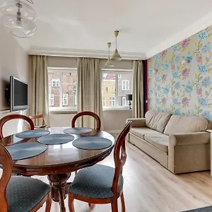 Apartment Dom & House - Old Town Swietego Ducha Economy, Gdansk